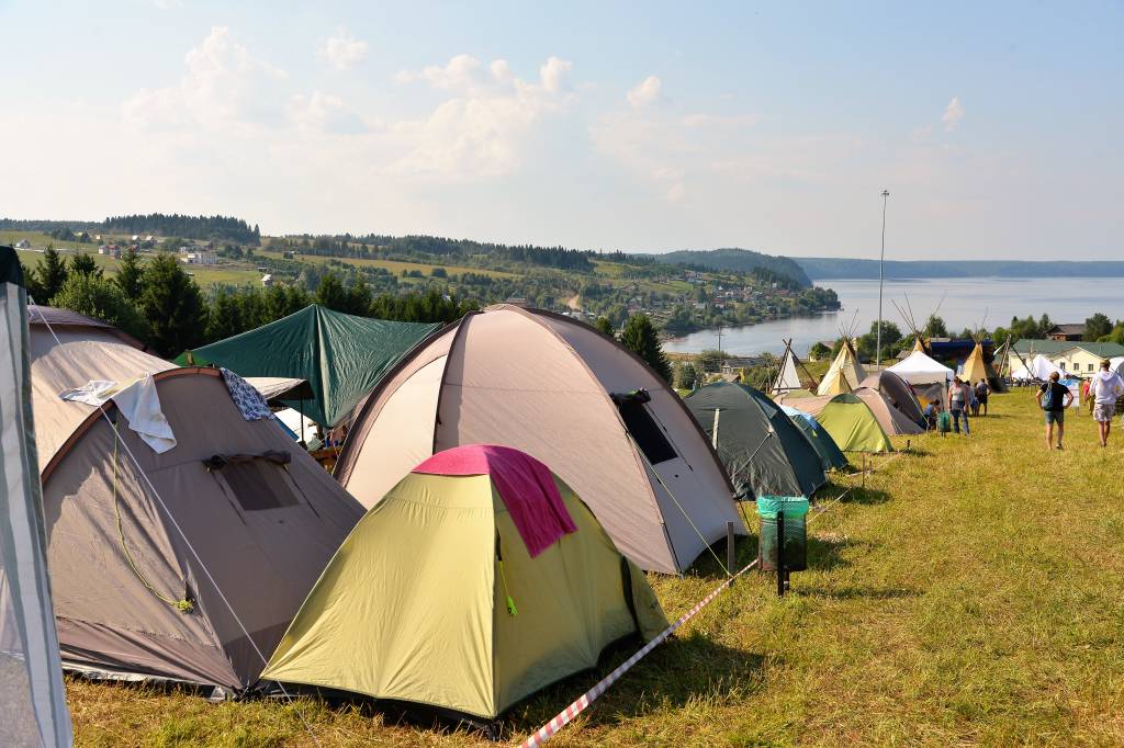 палатки.jpg