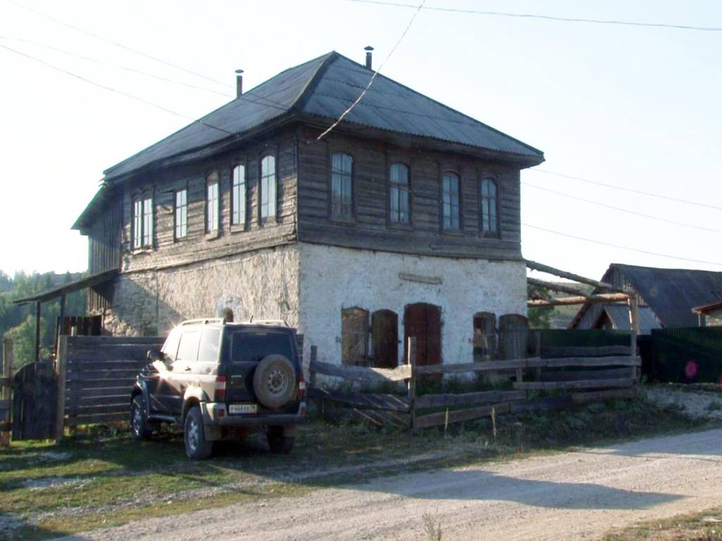 Дом Буриковых в Русском Сарсе.jpg