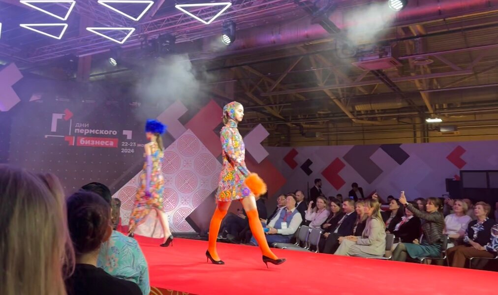 Одеться в пермское: в краевой столице прошел показ мод местных дизайнеров