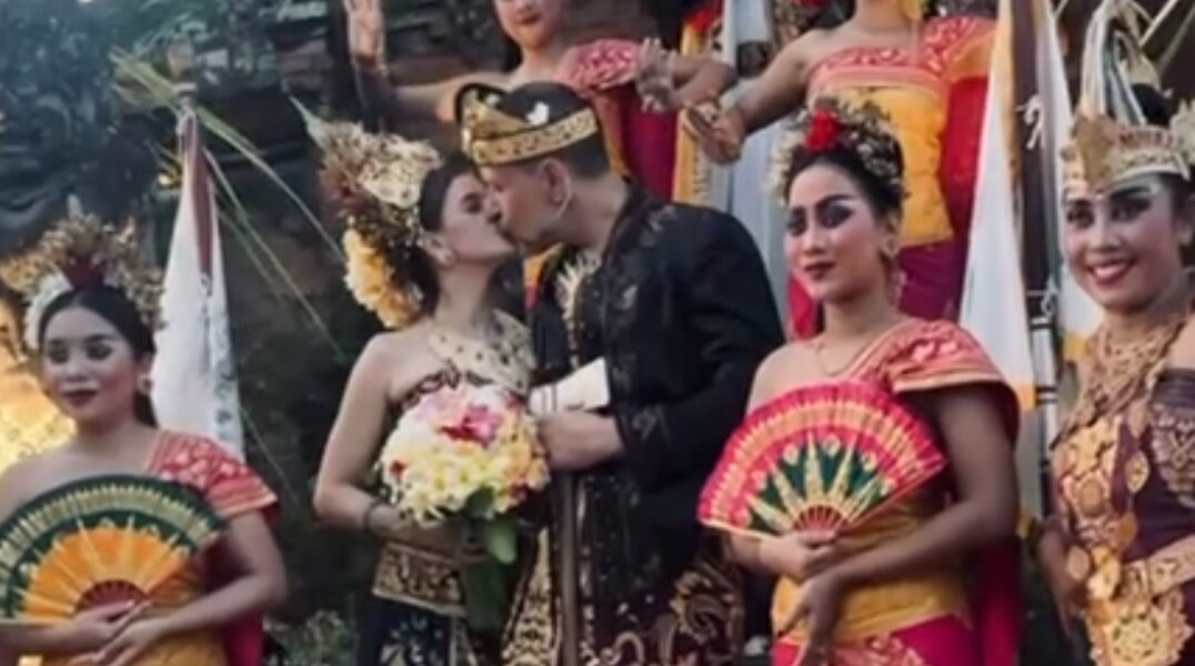 Пермская актриса Екатерина Шпица сыграла свадьбу на Бали