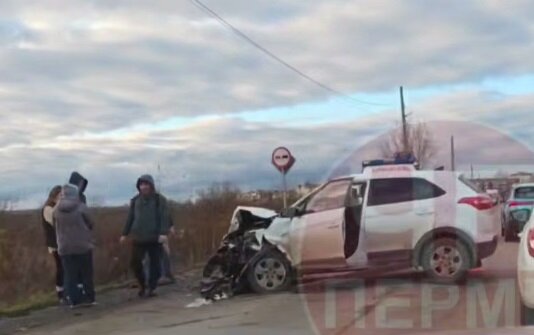 В аварии на дороге к деревне Кондратово два водителя получили травмы