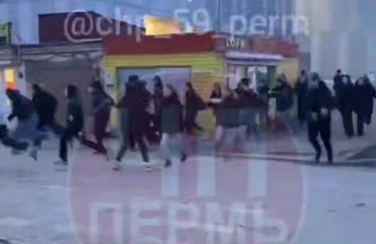 В полиции Перми рассказали о сходке подростков у торгового центра на Куйбышева