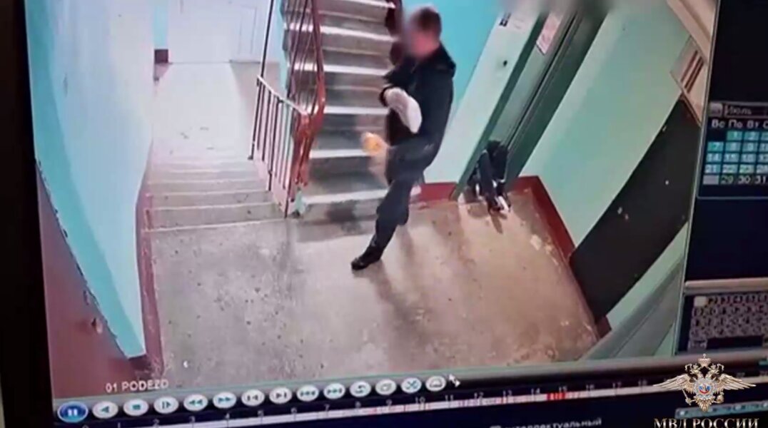 Пермяку, напавшему у лифта на 84-летнего пенсионера, может грозить до 7 лет тюрьмы. Видео