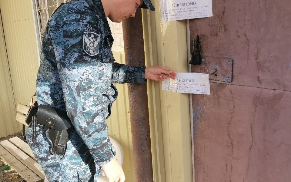 В Прикамье судебные приставы закрыли придорожные кафе на трассе Пермь — Березники