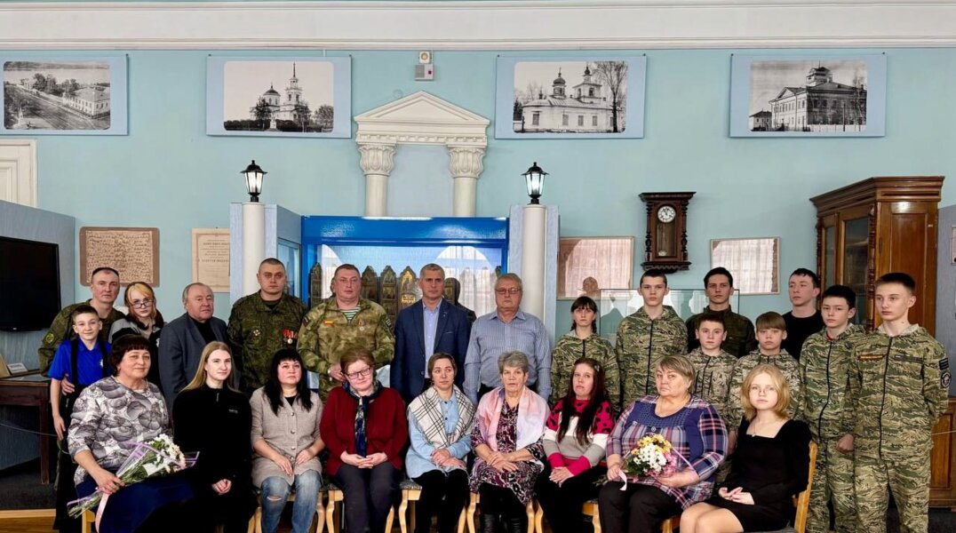 В Прикамье пяти семьям вручили награды погибших в СВО бойцов