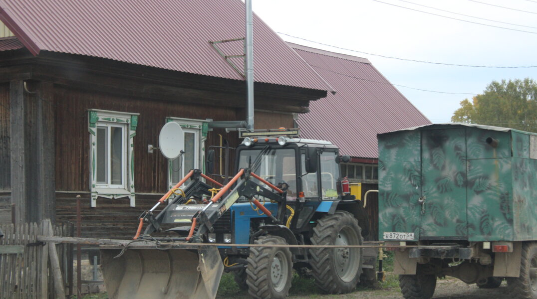 Суд взыскал компенсацию для матери погибшего на ферме работника