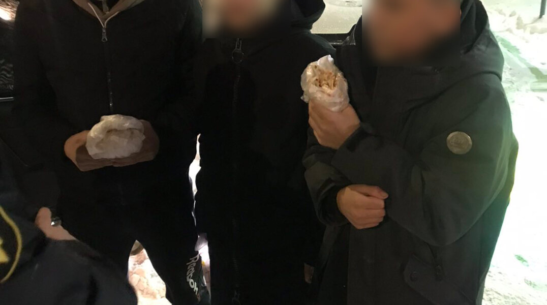 В Перми ночью банда подростков ворвалась в кофейню, чтобы поесть тортильи