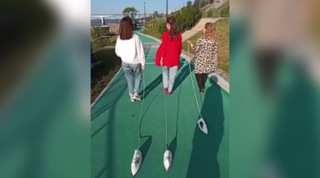 На пермской набережной девушки «выгуливали» утюги. Видео