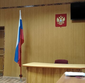 Напавшего с ножом на учителя в Добрянке подростка отправили в СИЗО на 2 месяца 