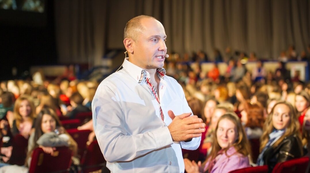 Известный российский коуч призвал женщин отправлять мужчин на СВО