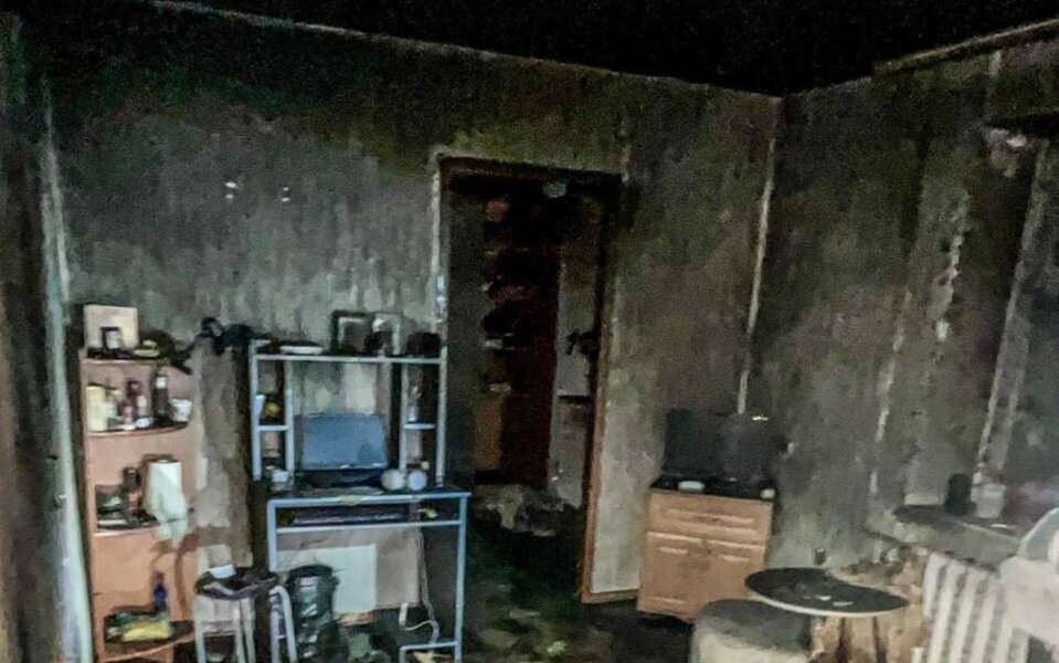 В Прикамье женщина чуть не погибла на пожаре — не смогла найти ключ от квартиры