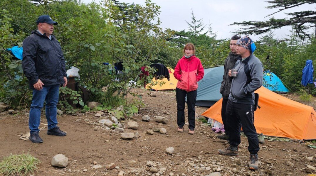 На Курилах временно приостановили поиски группы с пермскими туристками