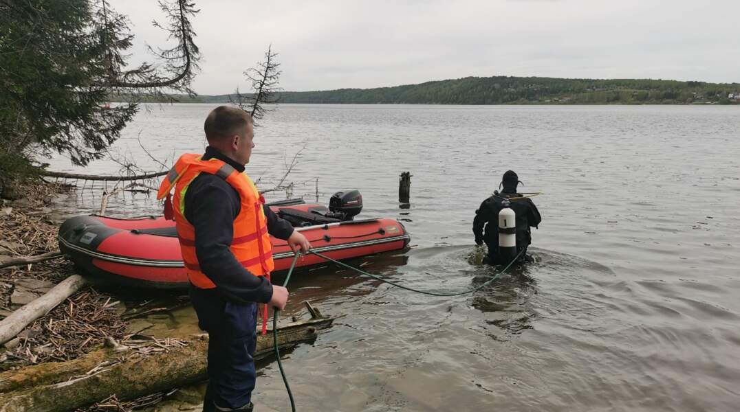 ​В Прикамье водолазы почти трое суток ищут тело пропавшего на рыбалке мужчины