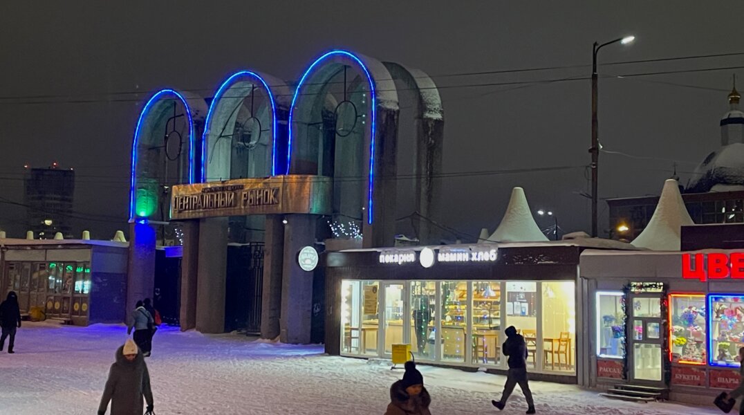 Пермские власти требуют владельца Центрального рынка снести кафе восточной кухни