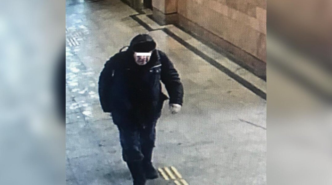 В Перми пенсионер обокрал студентку на вокзале