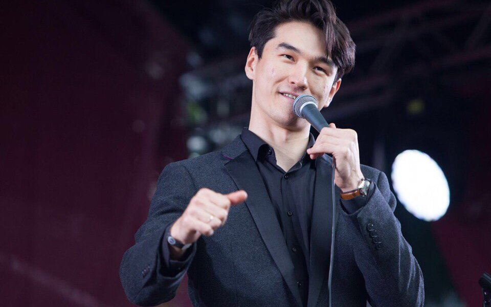 Команда комика Нурлана Сабурова удивлена внезапным вниманием пермских властей