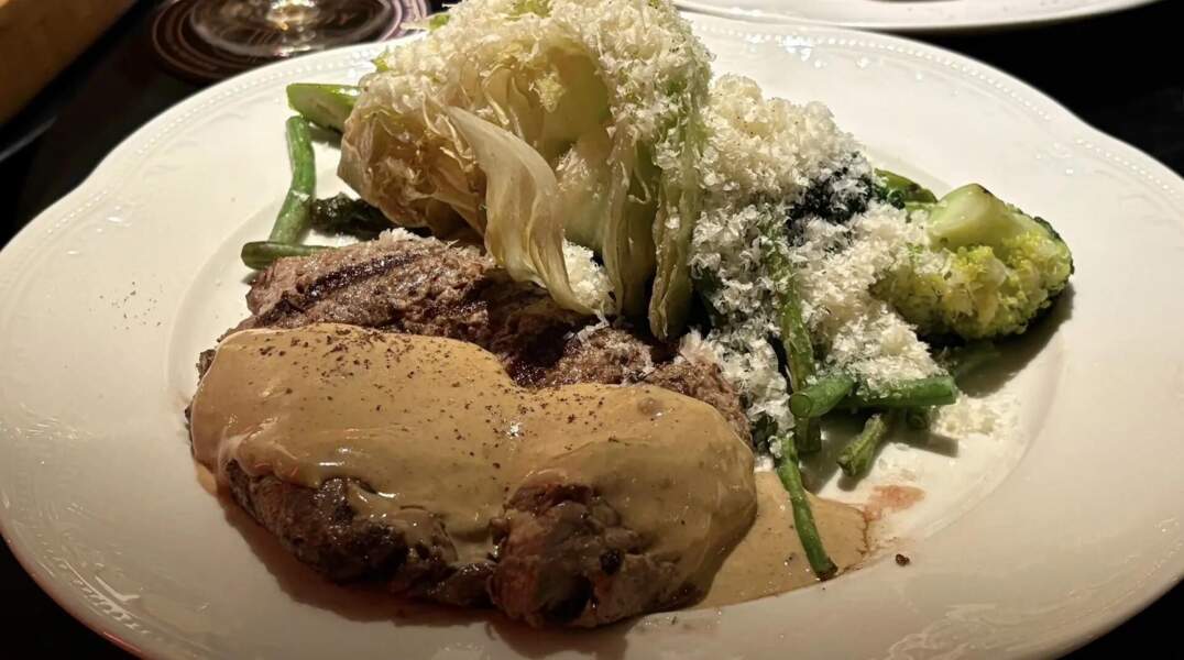 мясо стейк блюдо ресторан