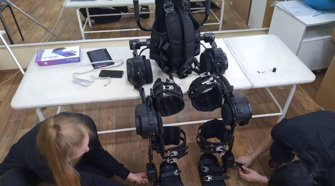 В пермской больнице начали использовать экзоскелеты