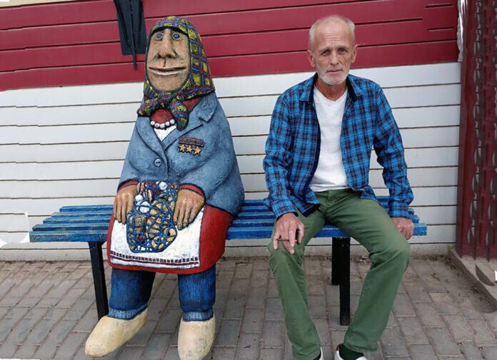 В Пермском крае установили железобетонную Бабушку