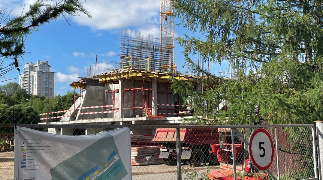 В Перми завершается монтаж трибун на новом стадионе «Юность»