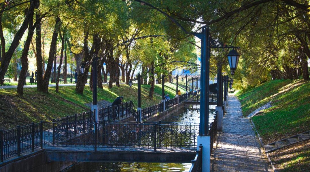 В двух парках Перми начались летние ремонты