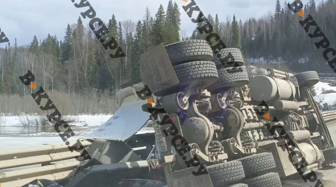 На трассе «Кунгур-Соликамск» перевернулся большегруз