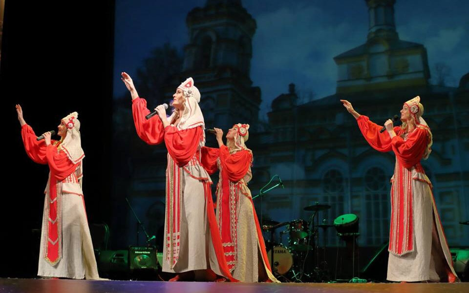 Пермский ансамбль «Воскресение» на Масленице презентует собственную версию гимна Года семьи