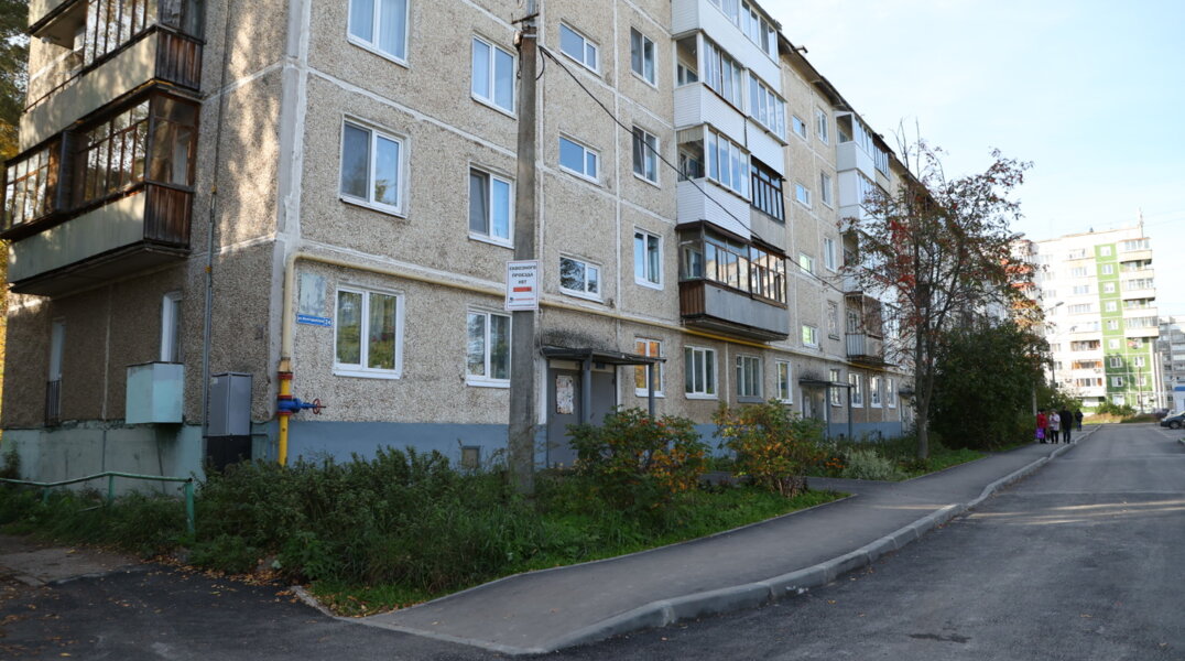 Завершено благоустройство дворов в трёх районах Перми