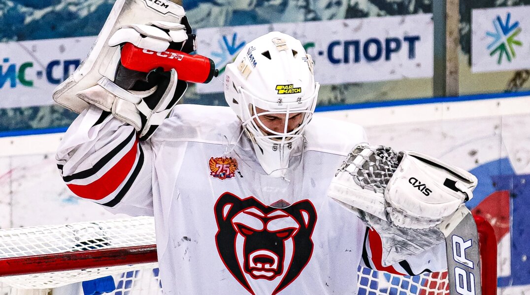 Пермский ХК «Молот» в Красноярске проиграл «Соколу»