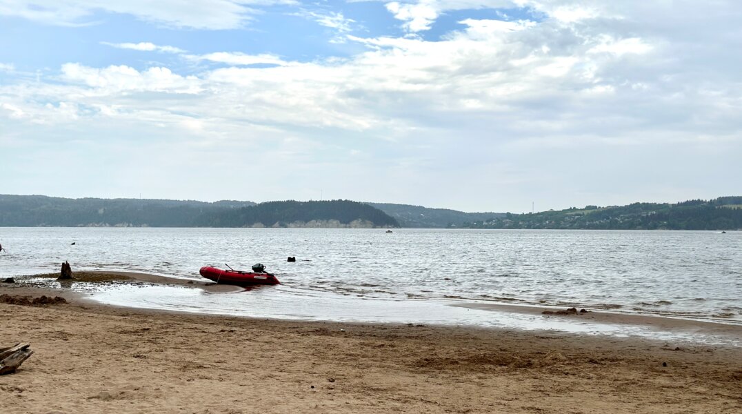 На реке Чусовая сутки ищут пропавшего мужчину, купавшегося в неположенном месте