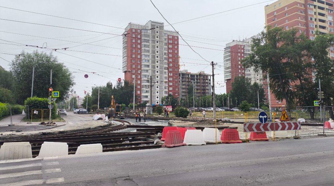 На двух улицах микрорайона Балатово в Перми начался активный дорожный ремонт