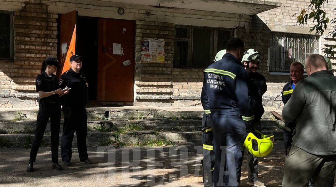 «Находиться в доме опасно»: в отношении дома Клары Цеткин,13 в Перми ввели режим ЧС. Видео