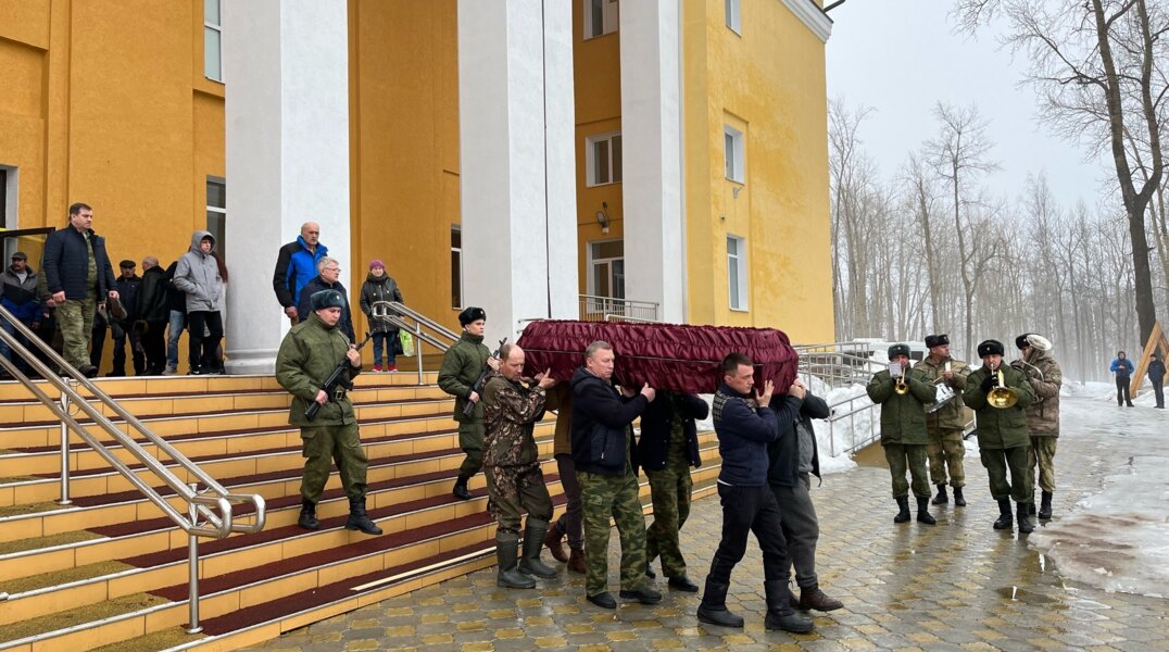 В Пермском крае простились с военнослужащим, погибшим в зоне СВО