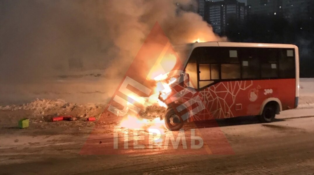 В Перми в микрорайоне Юбилейный произошло ДТП с автобусом