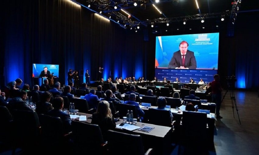 Глава Минпромторга Денис Мантуров: «Более 1200 организаций оборонно-промышленного комплекса ПФО внесли особый вклад в боеспособность российских войск»