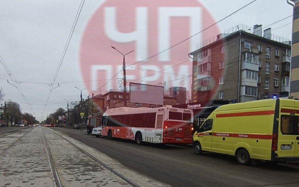 В Перми пассажирский автобус сбил 12-летнего школьника