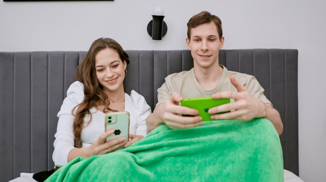 Пермяки предпочитают играть на смартфонах в шахматы