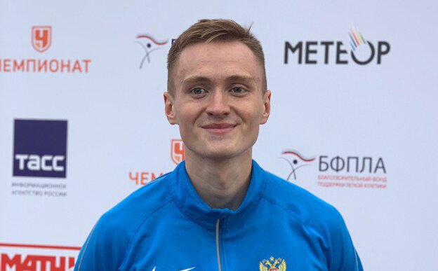 Пермяк Константин Холмогоров стал чемпионом России в беге на одну милю