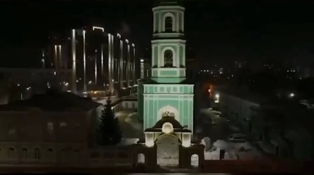 В Перми включили архитектурную подсветку на Слудской церкви