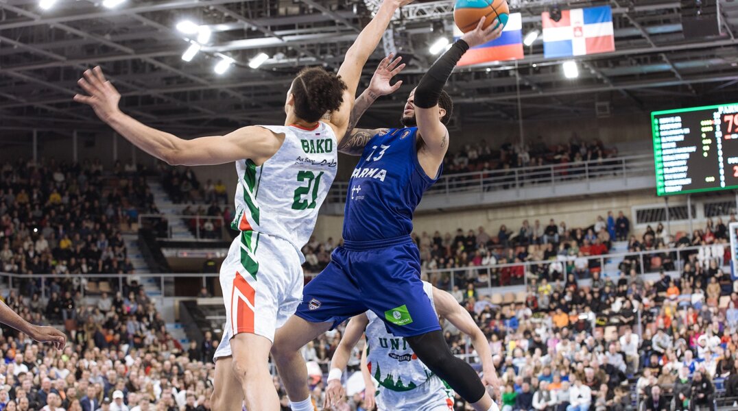 Пермский баскетбольный клуб «Парма» потерпел поражение от ЦСКА