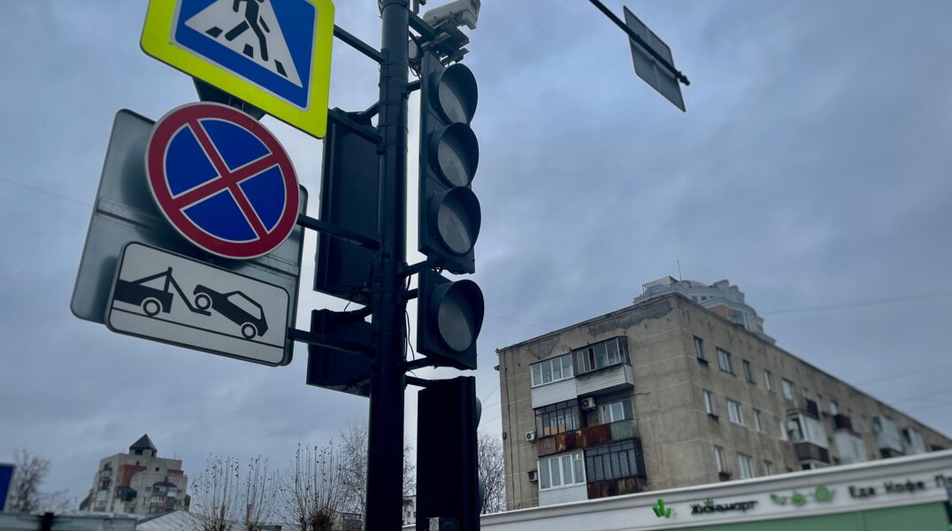 В Центре безопасности дорожного движения рассказали о проблемах со светофором у «Imall Эспланада»