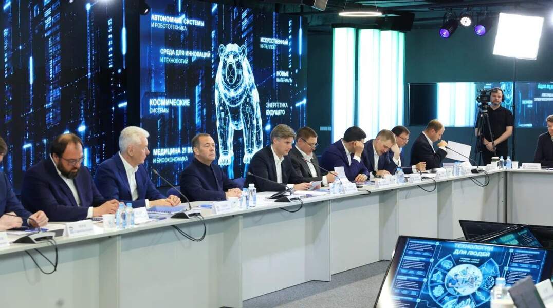 Медведев 