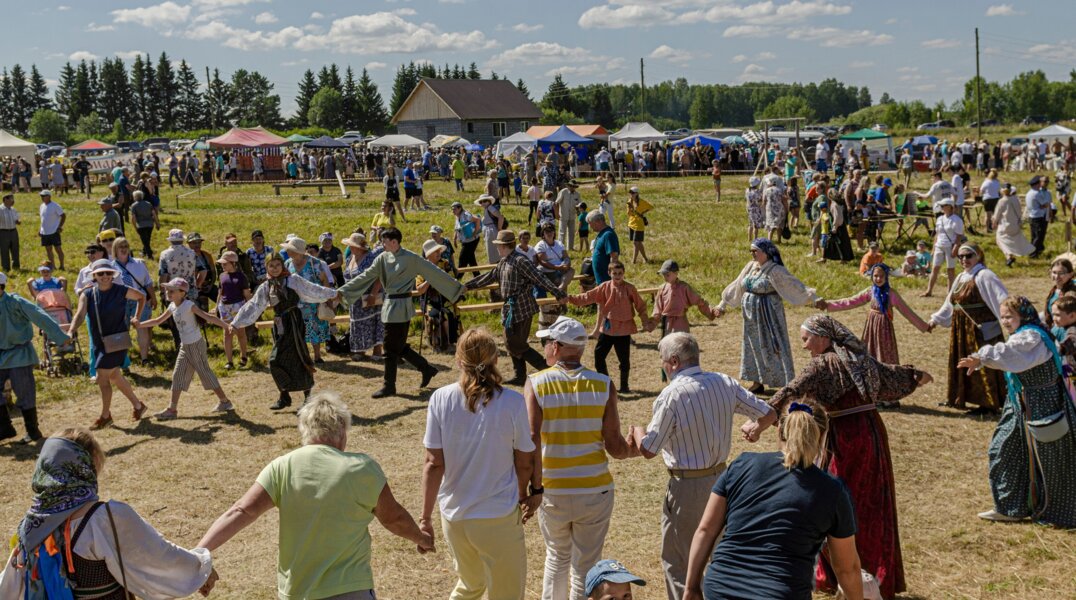 От праздника топора до Дня лени – самые необычные летние фестивали Пермского края