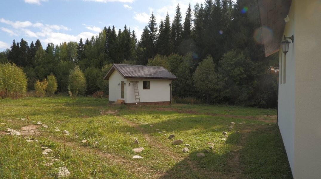 В Хохловке открылся баварский глэмпинг «Фрау на ферме»