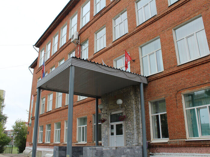 ​Обследование пермской школы, под которой поехал грунт, продлили до сентября