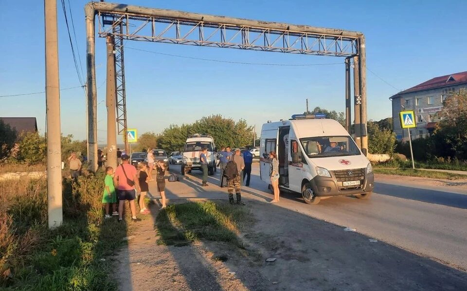 В Пермском крае автомобиль сбил двух женщин и коляску с младенцем