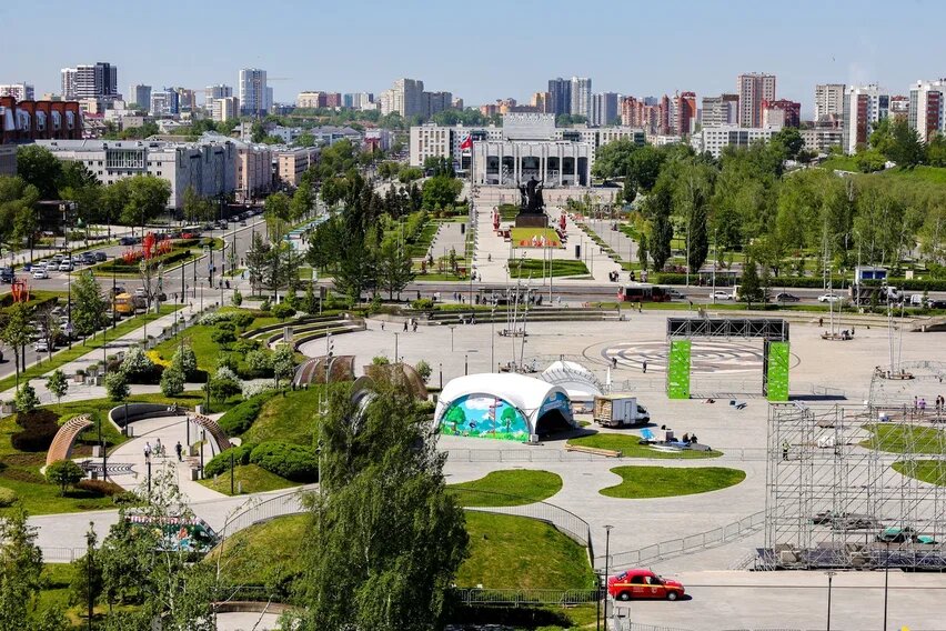 Сплетение времен. Как в Перми современная архитектура сочетается со старыми зданиями