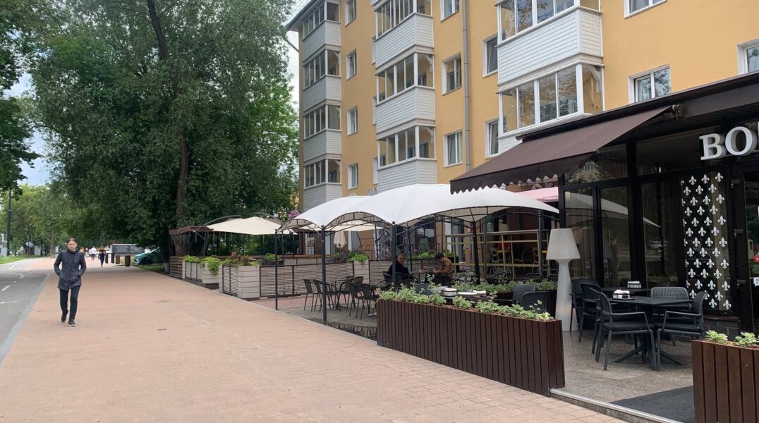 На улице Сибирской в Перми оцепили кафе «Маркс»