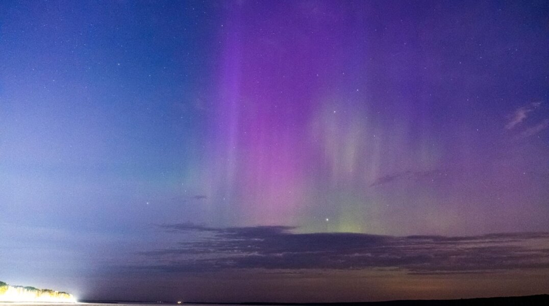 Жители наблюдали яркое северное сияние в разных территориях Прикамья