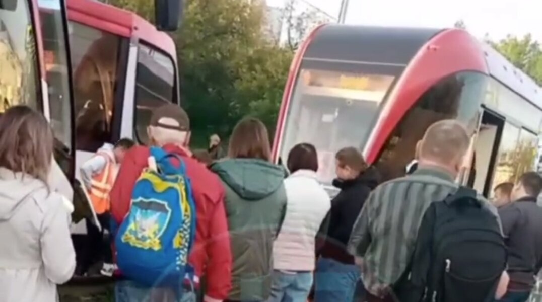 В Перми на Висиме трамваи встали в огромную пробку. Видео